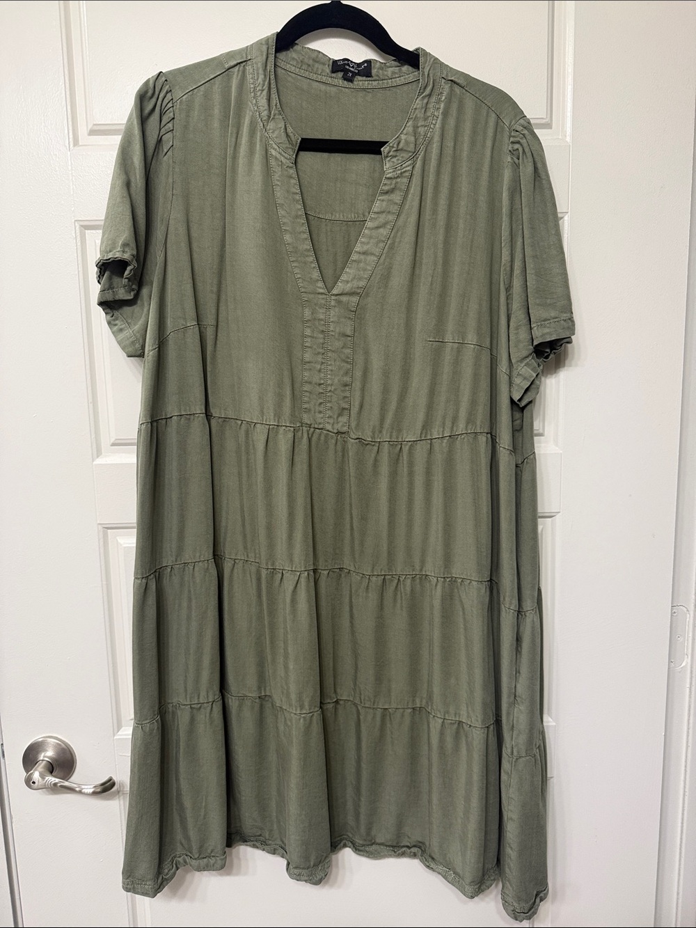 Olive Green Short-Sleeve Tiered V-Neck Dress